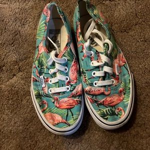 Vans low top lace up